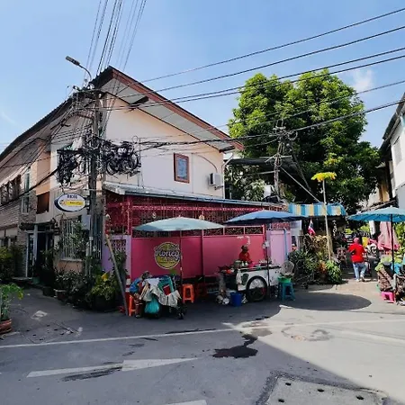 蜂蜜广场酒店