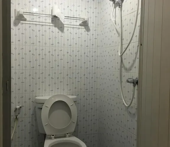 招待所 Honey Place 2*